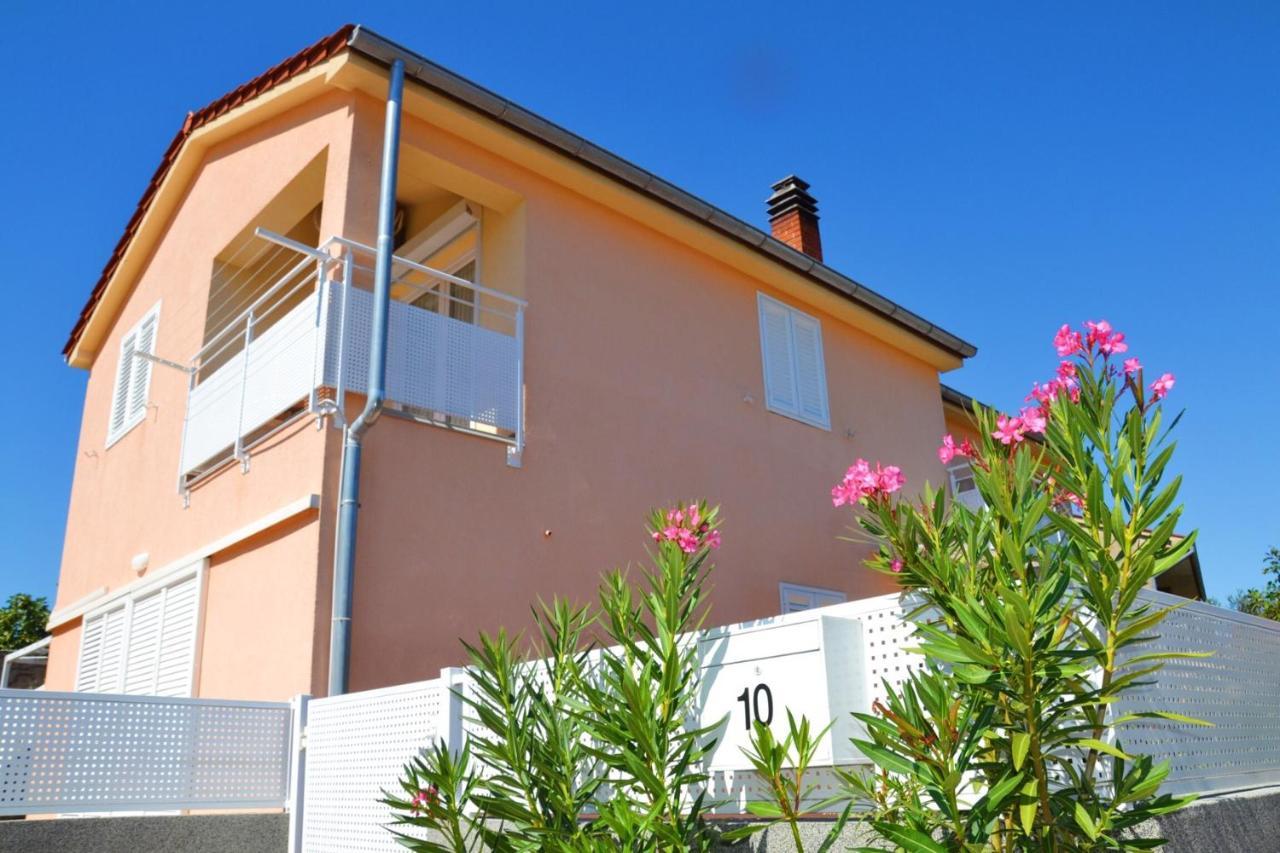 Apartment Klara Krk Town Exteriér fotografie